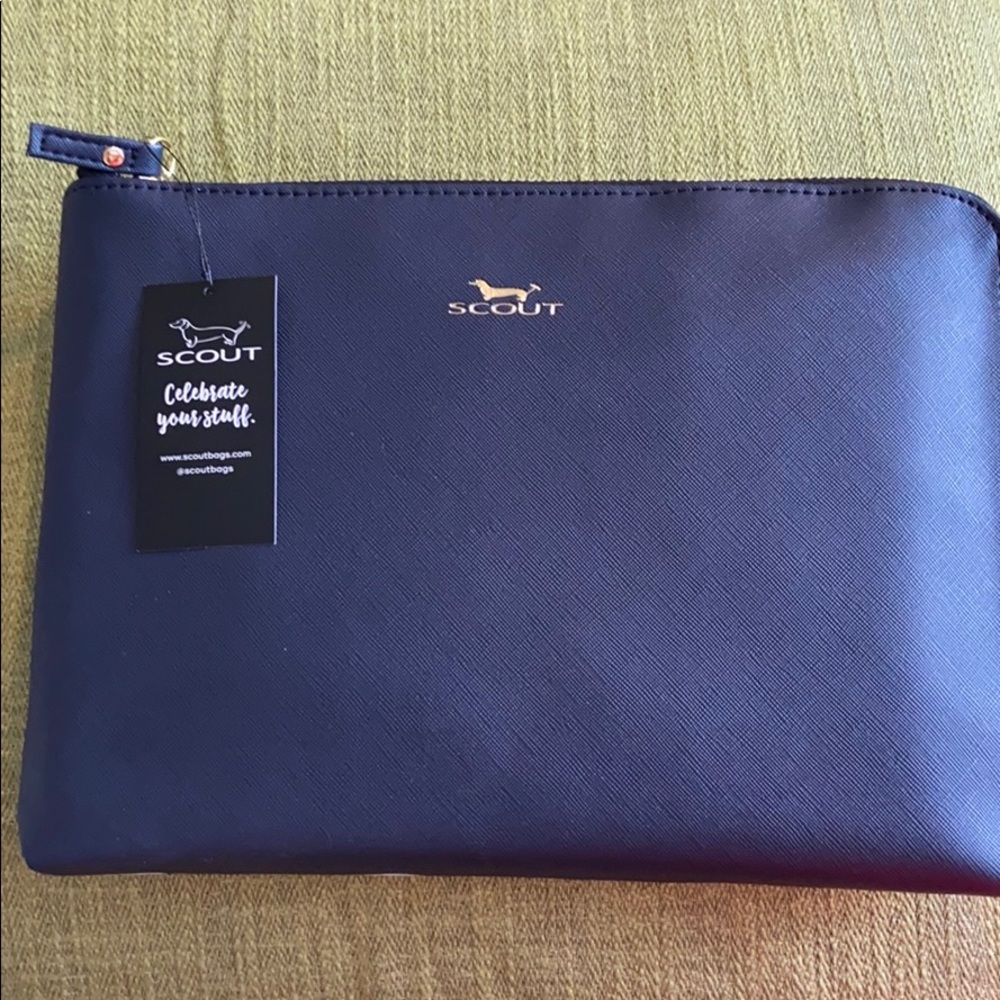 Scout Zip File Tech case